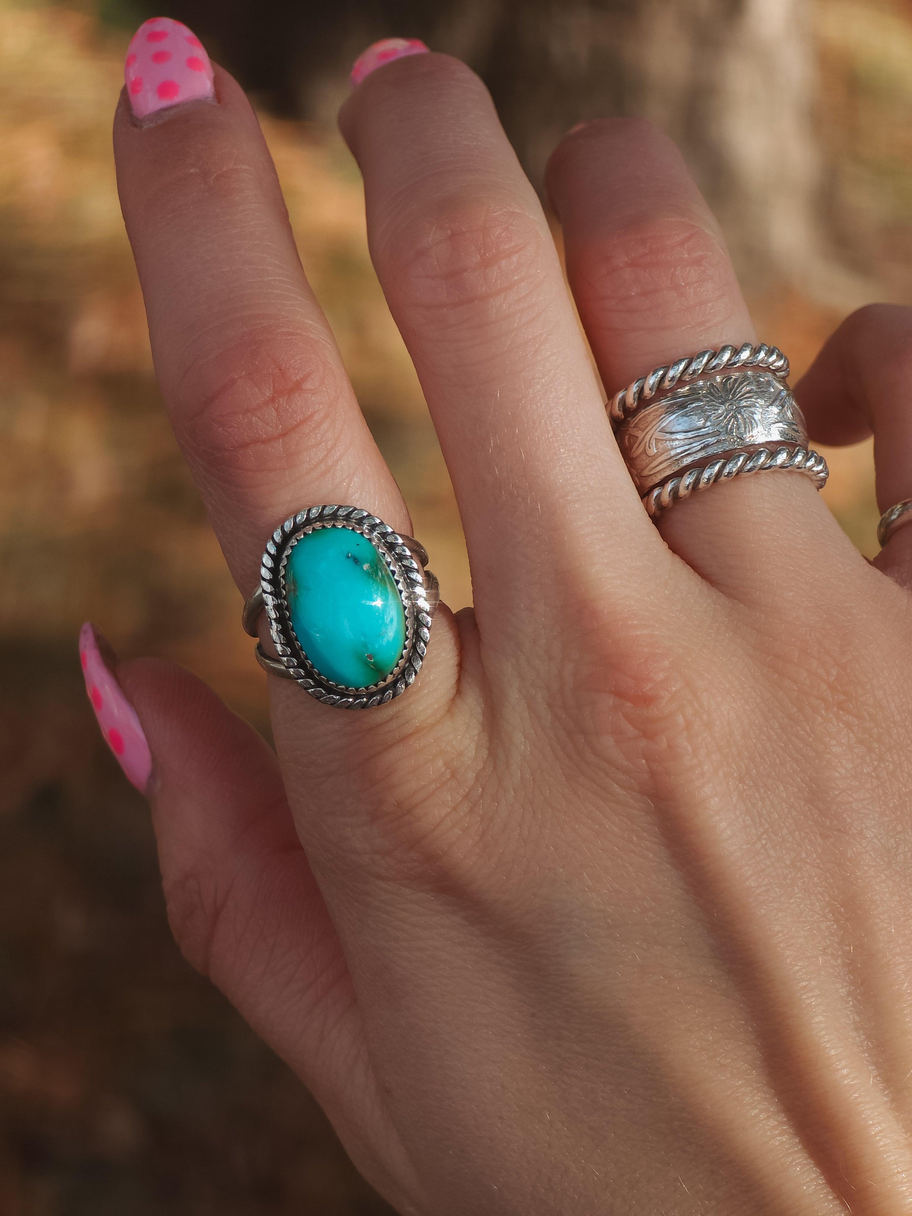 Sonoran Rose Turquoise メキシカンシルバーバングル Sonoran Gold Turquoise Ring – SLVR 72