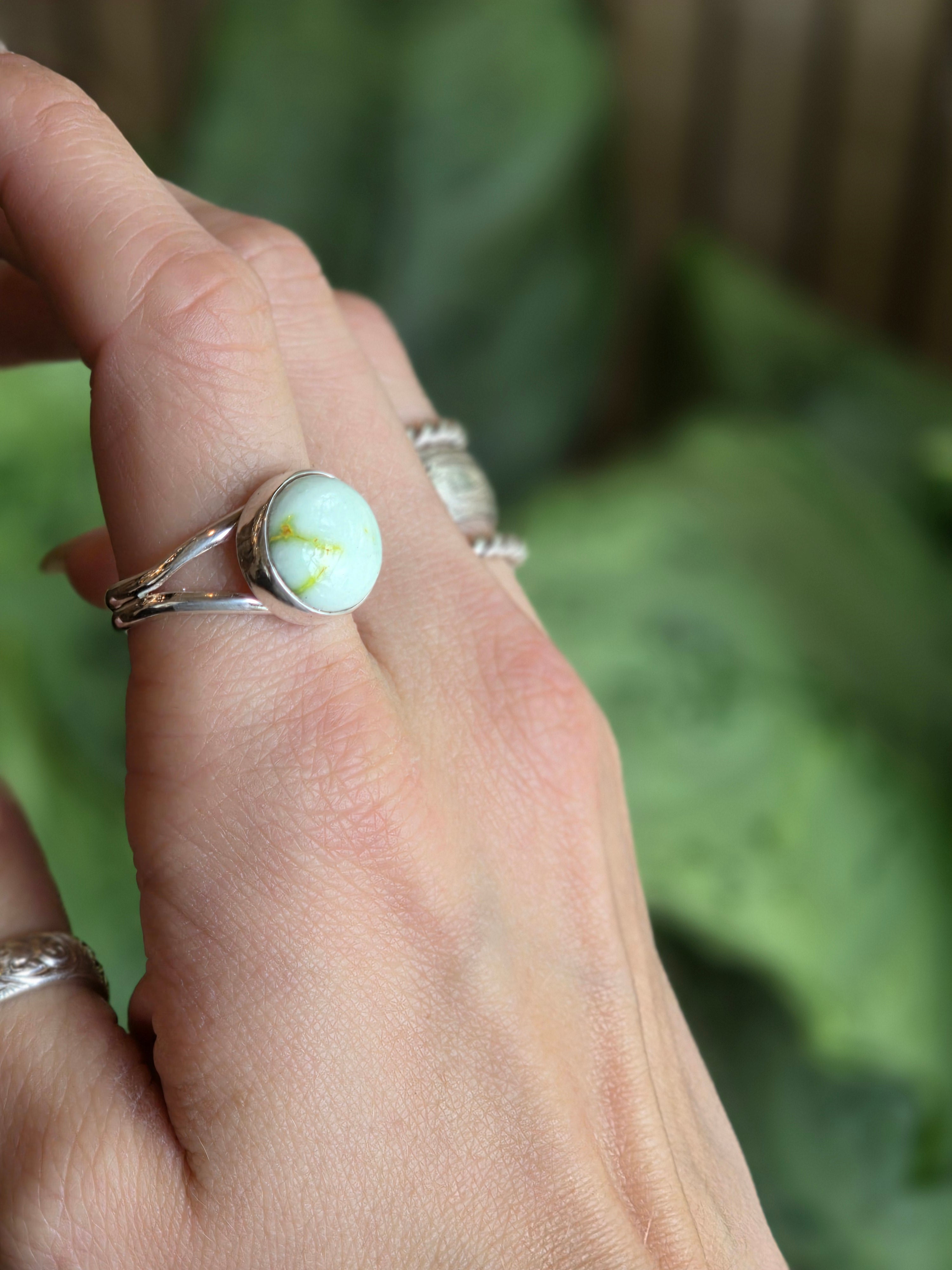 Dustlight Ring size 9