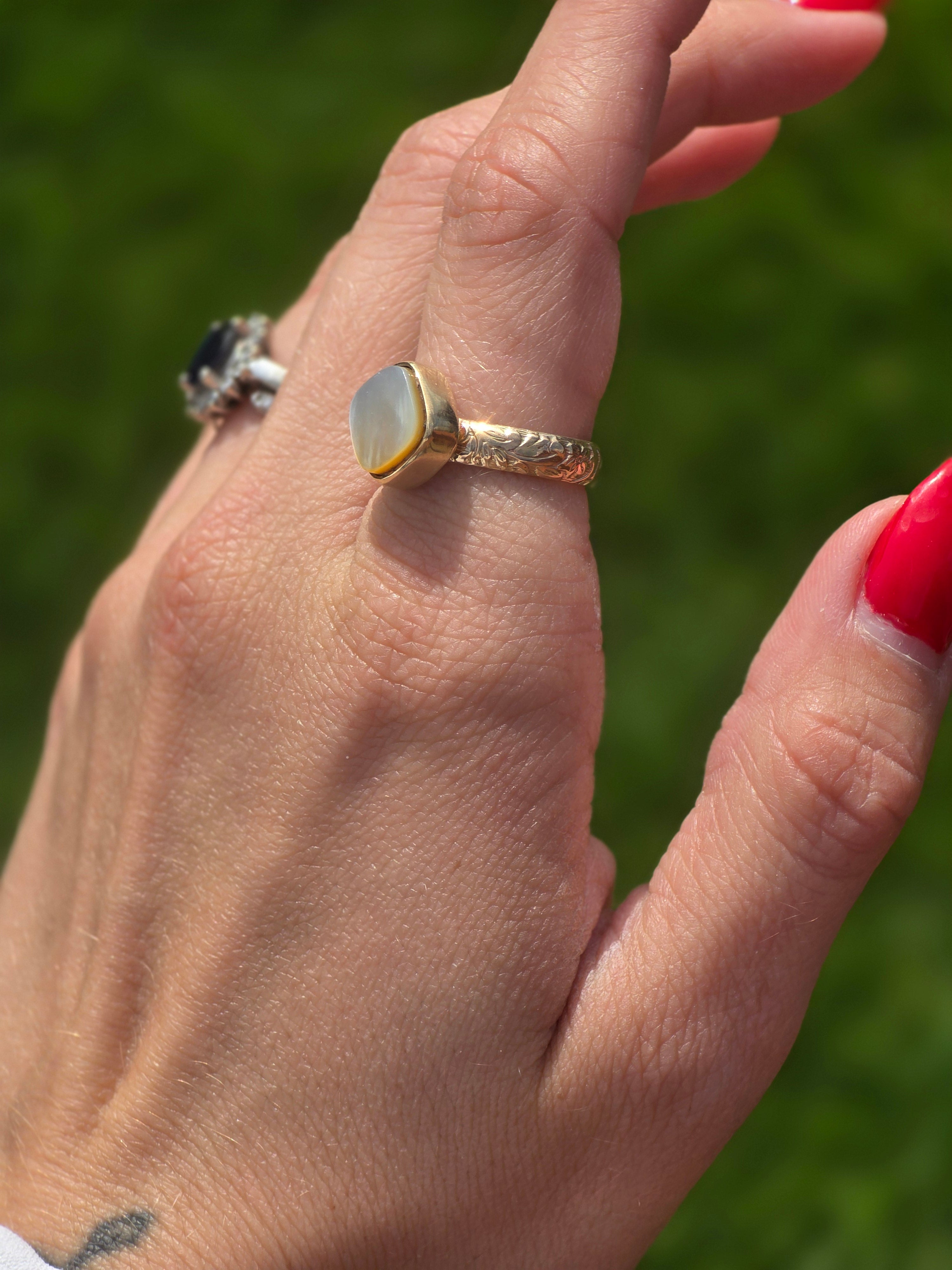 Gold Filled Mother of Pearl Ring size 6