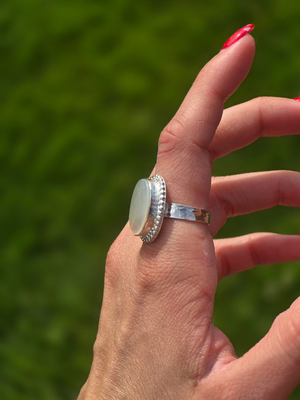 Mother of Pearl Ring size 7