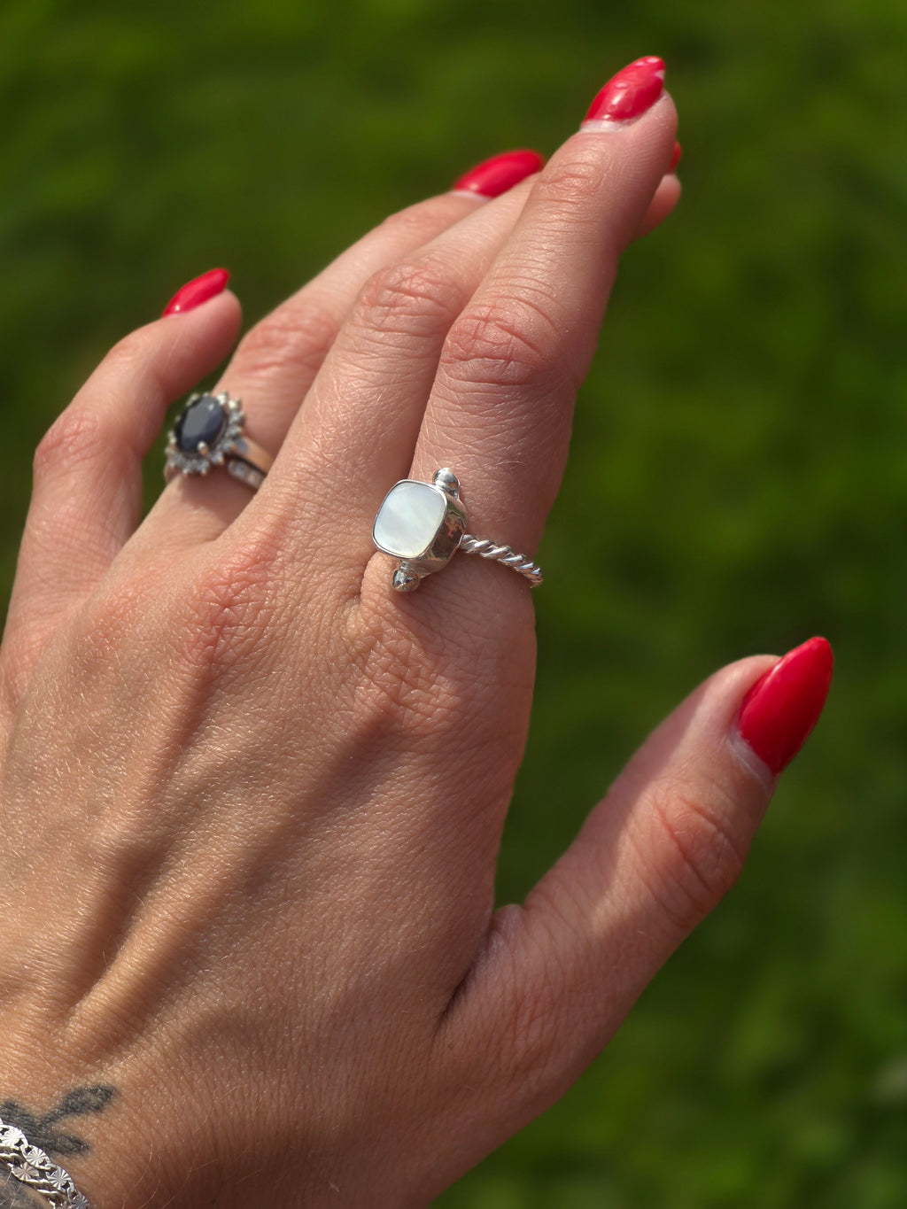 Mother of Pearl Ring size 5